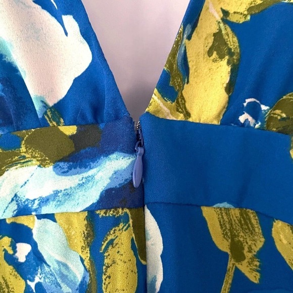 Lulus Sweetest Song Blue Floral Print Backless Long Sleeve Romper Size M - Picture 7 of 10